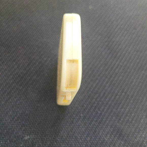 RARE! Vintage Squibb's tablet/pill box dispenser. Beautiful rose on the front - Picture 4 of 6